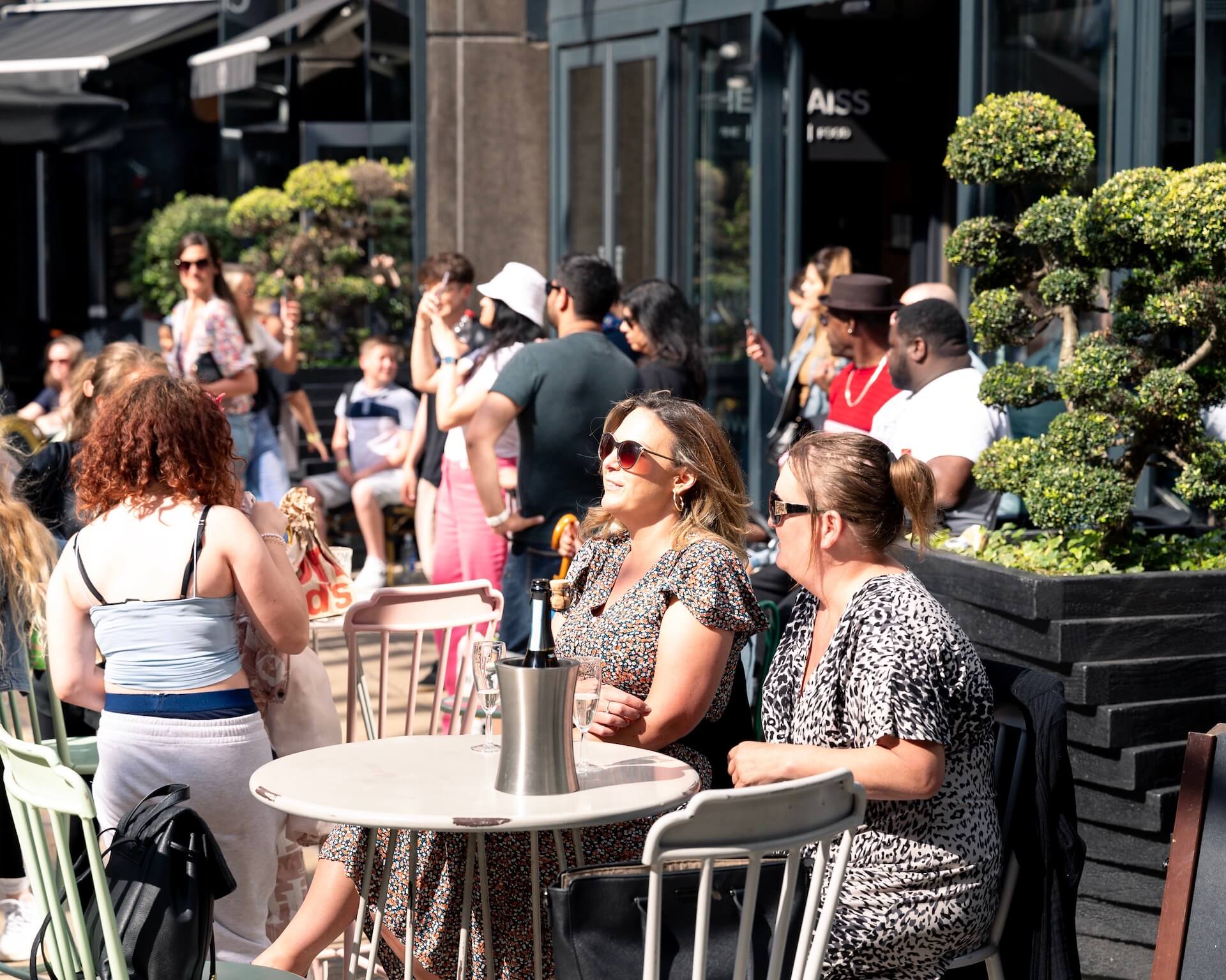 THE FOODIE’S GUIDE TO HAMMERSMITH: 5 PLACES YOU HAVE TO TRY IN BRADMORE SQUARE
